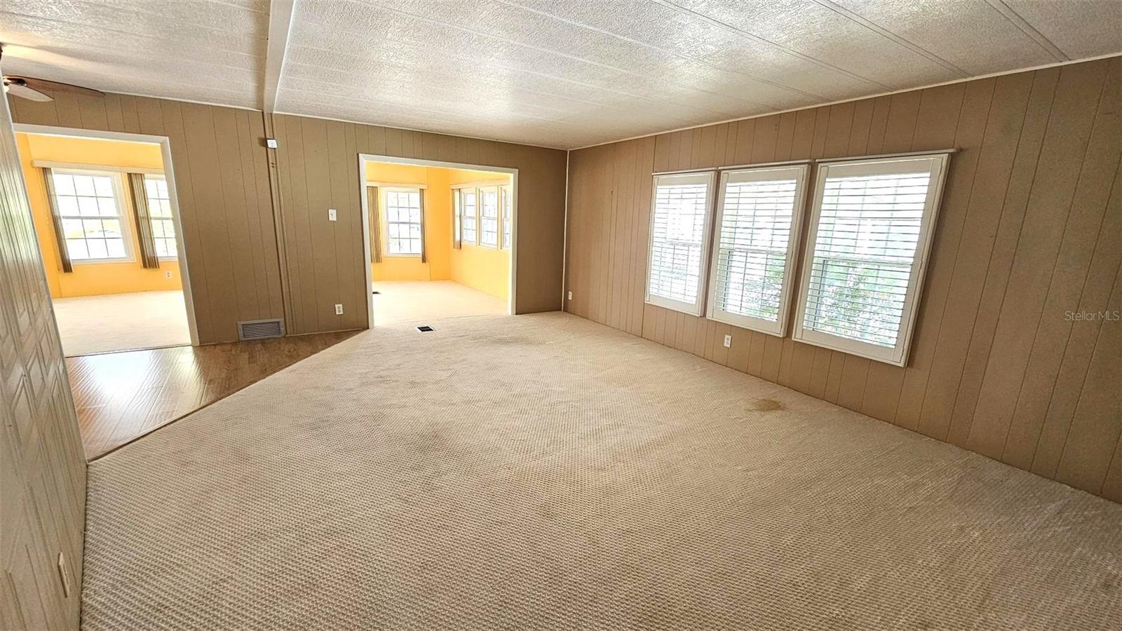 HOL MOB ESTATES 2ND ADD - Residential Lease