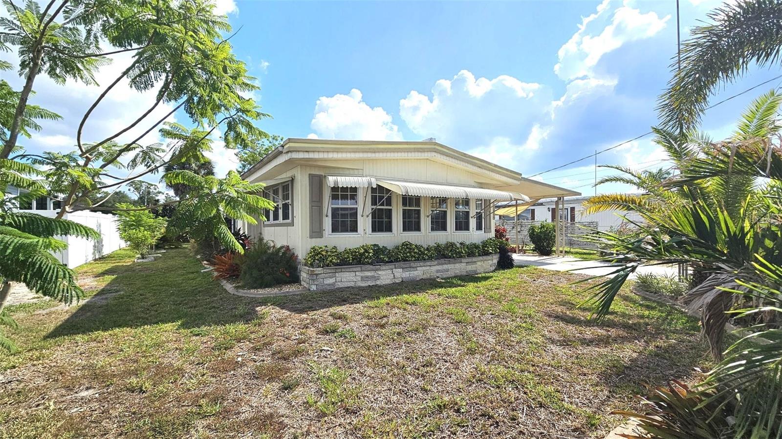 HOL MOB ESTATES 2ND ADD - Residential Lease