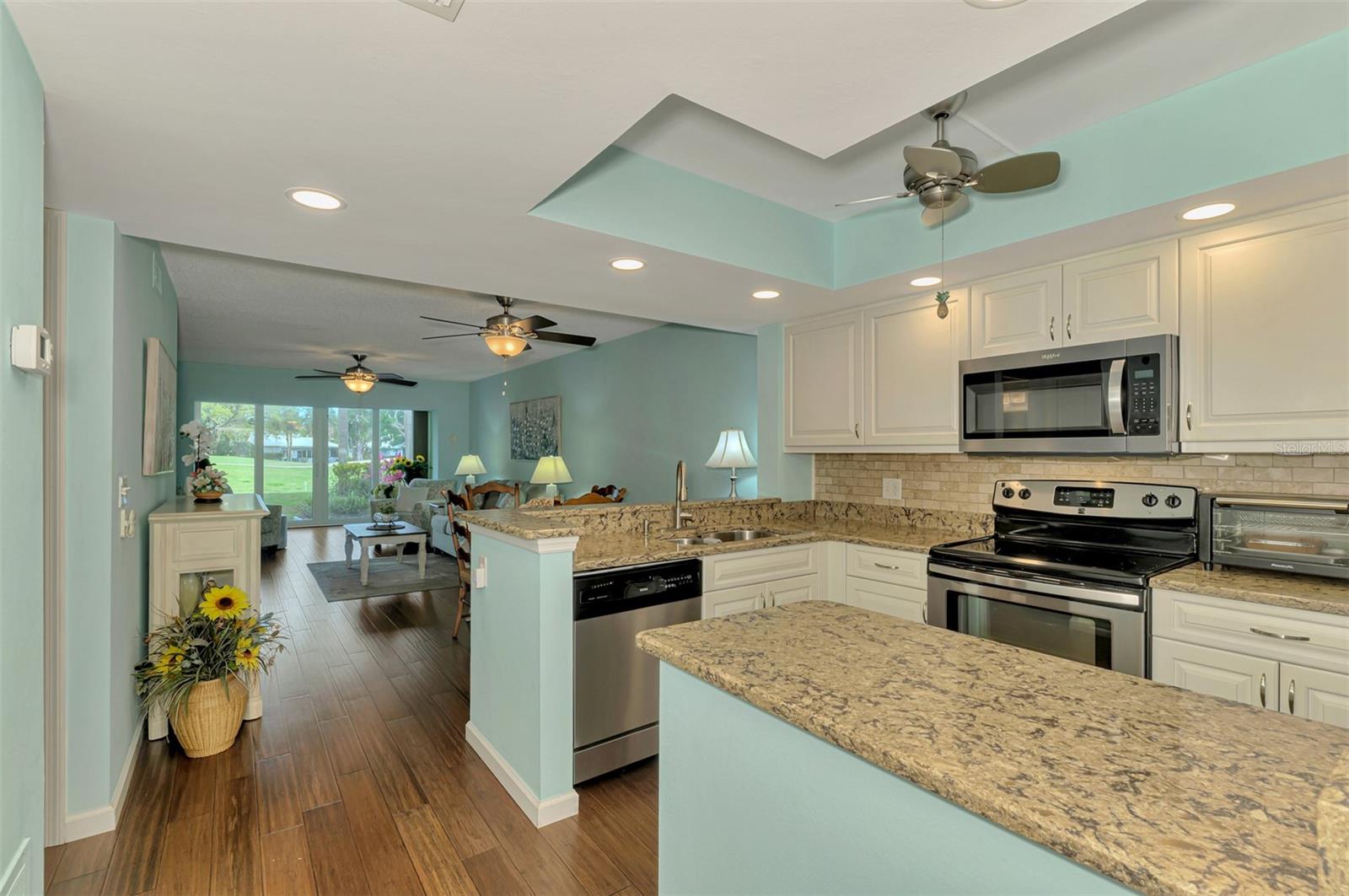 FARMINGTON VISTAS - Residential