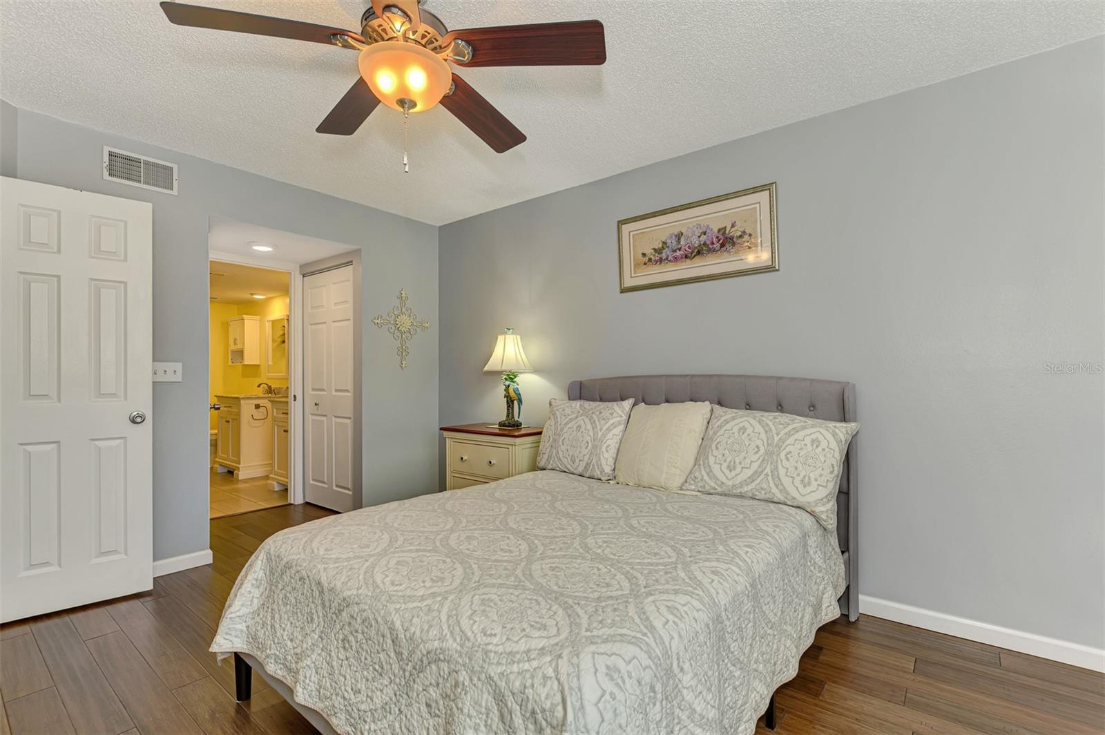 FARMINGTON VISTAS - Residential