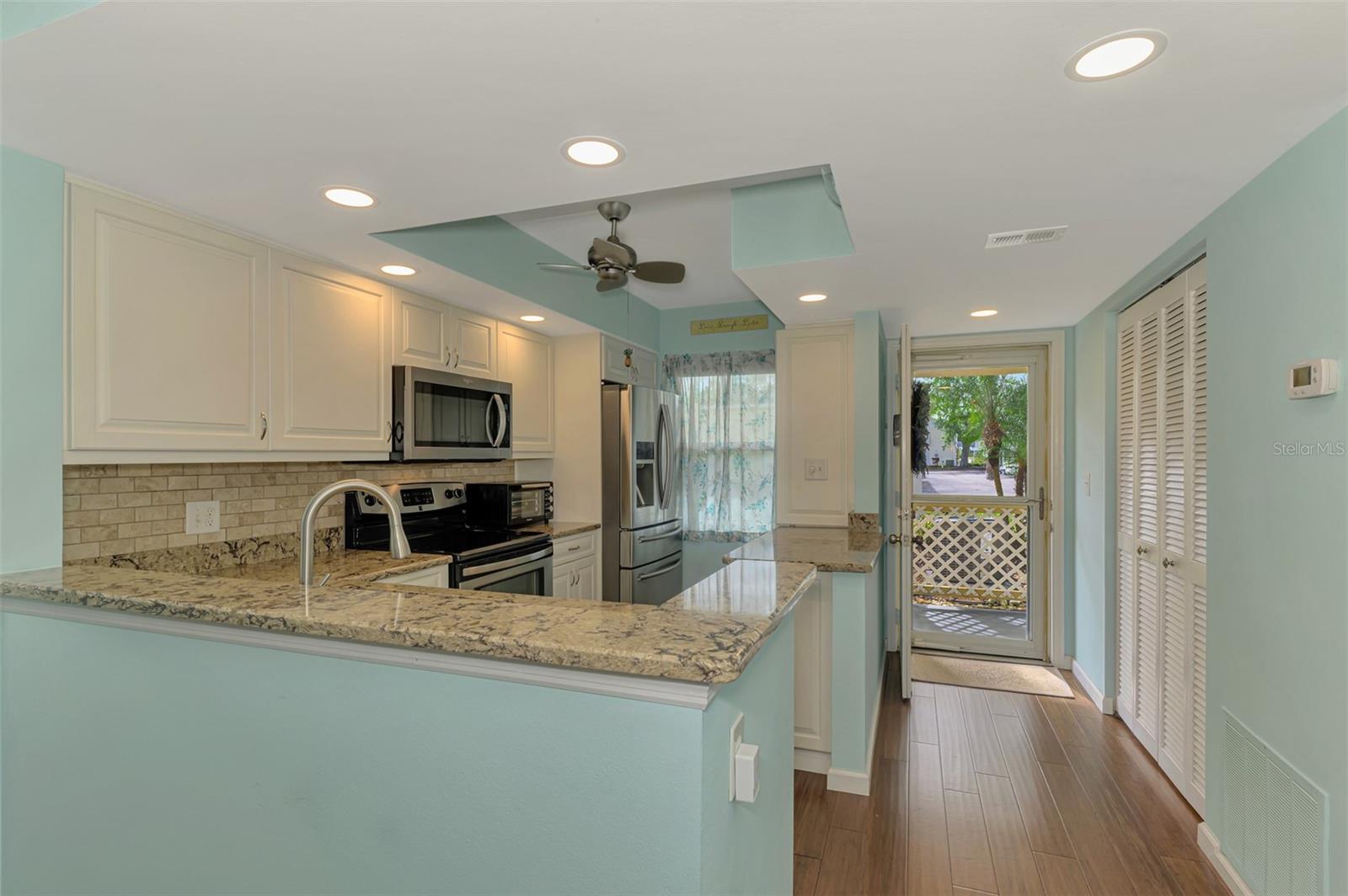 FARMINGTON VISTAS - Residential