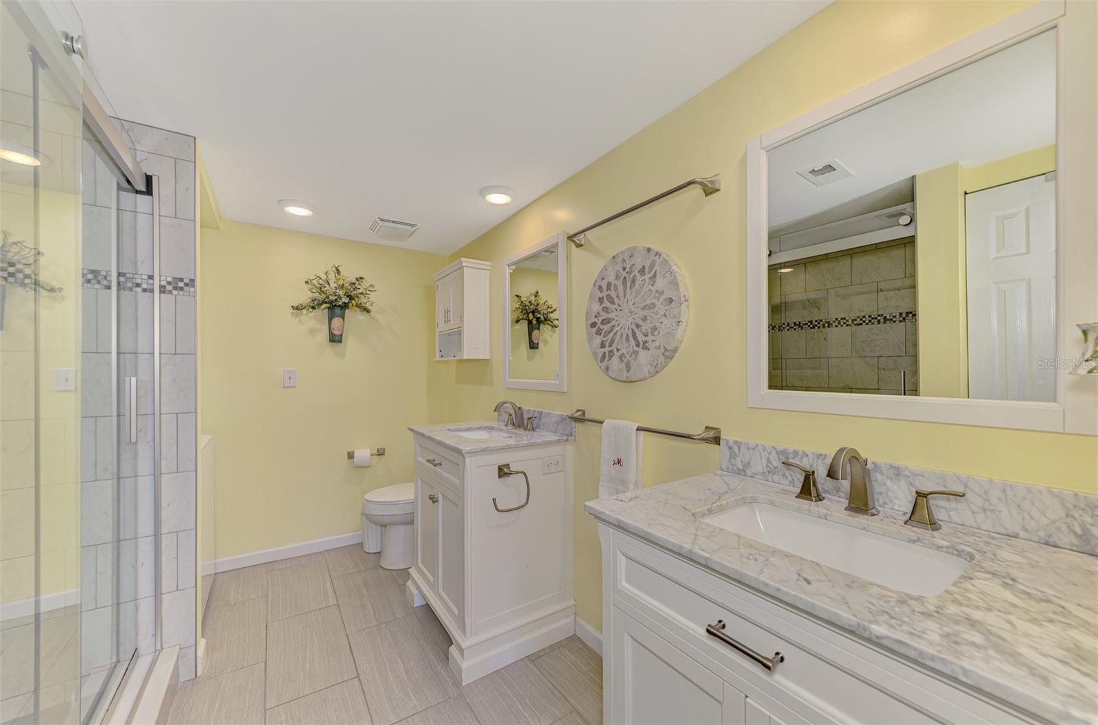 FARMINGTON VISTAS - Residential