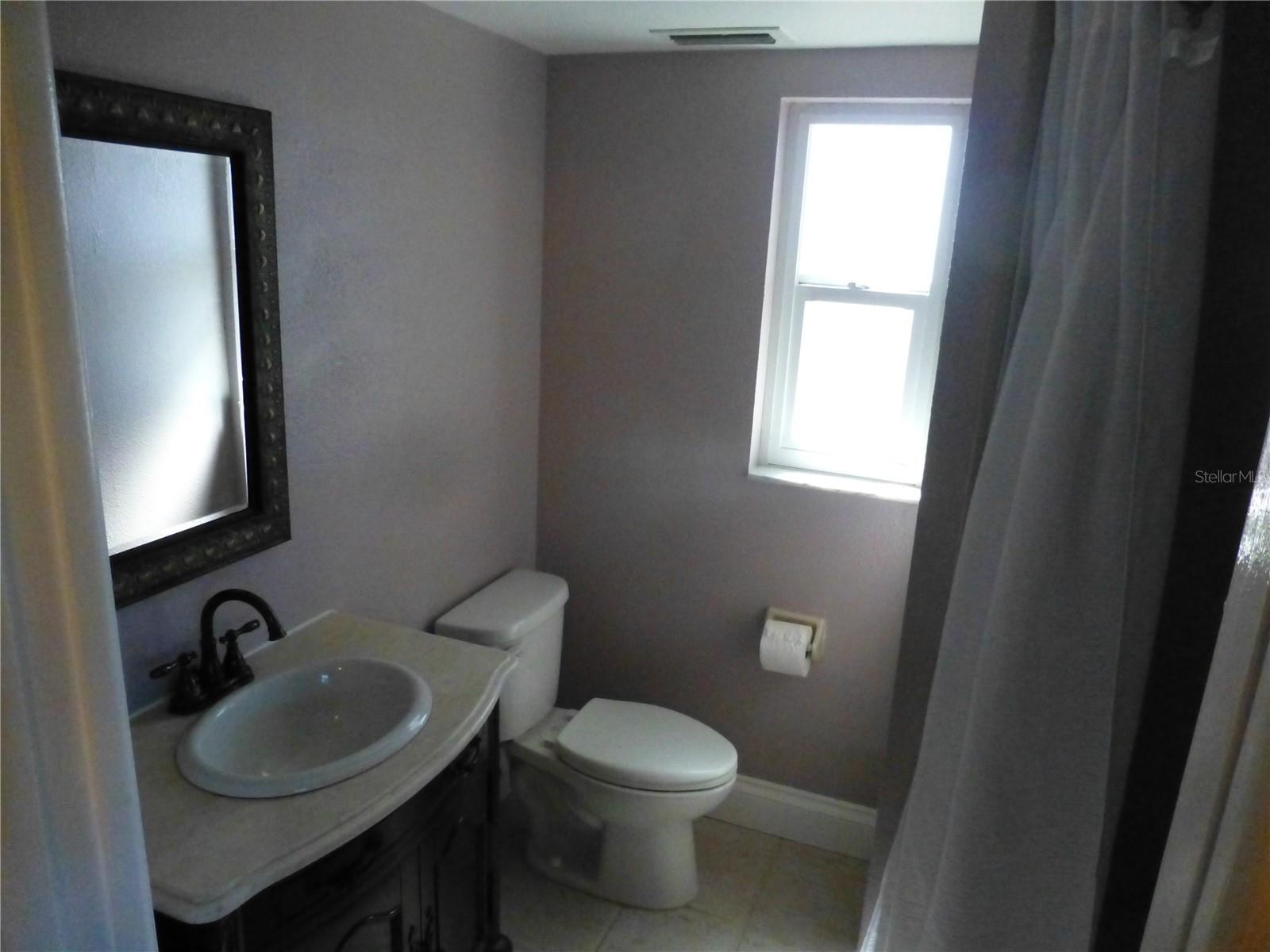 DUNEDIN MANOR SUB - Residential Lease