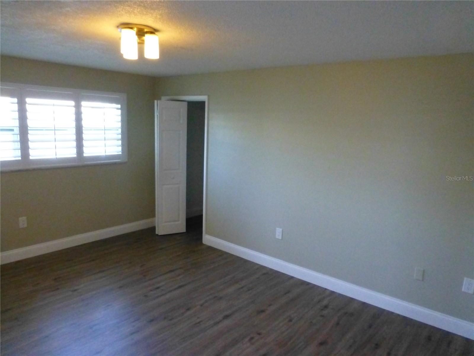 DUNEDIN MANOR SUB - Residential Lease