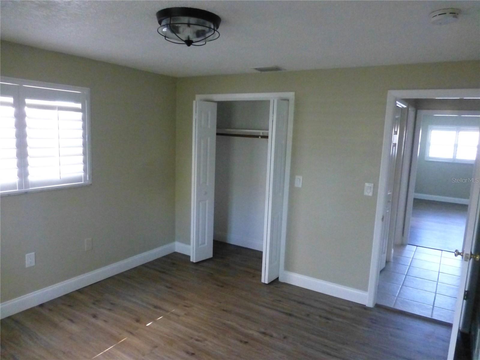 DUNEDIN MANOR SUB - Residential Lease