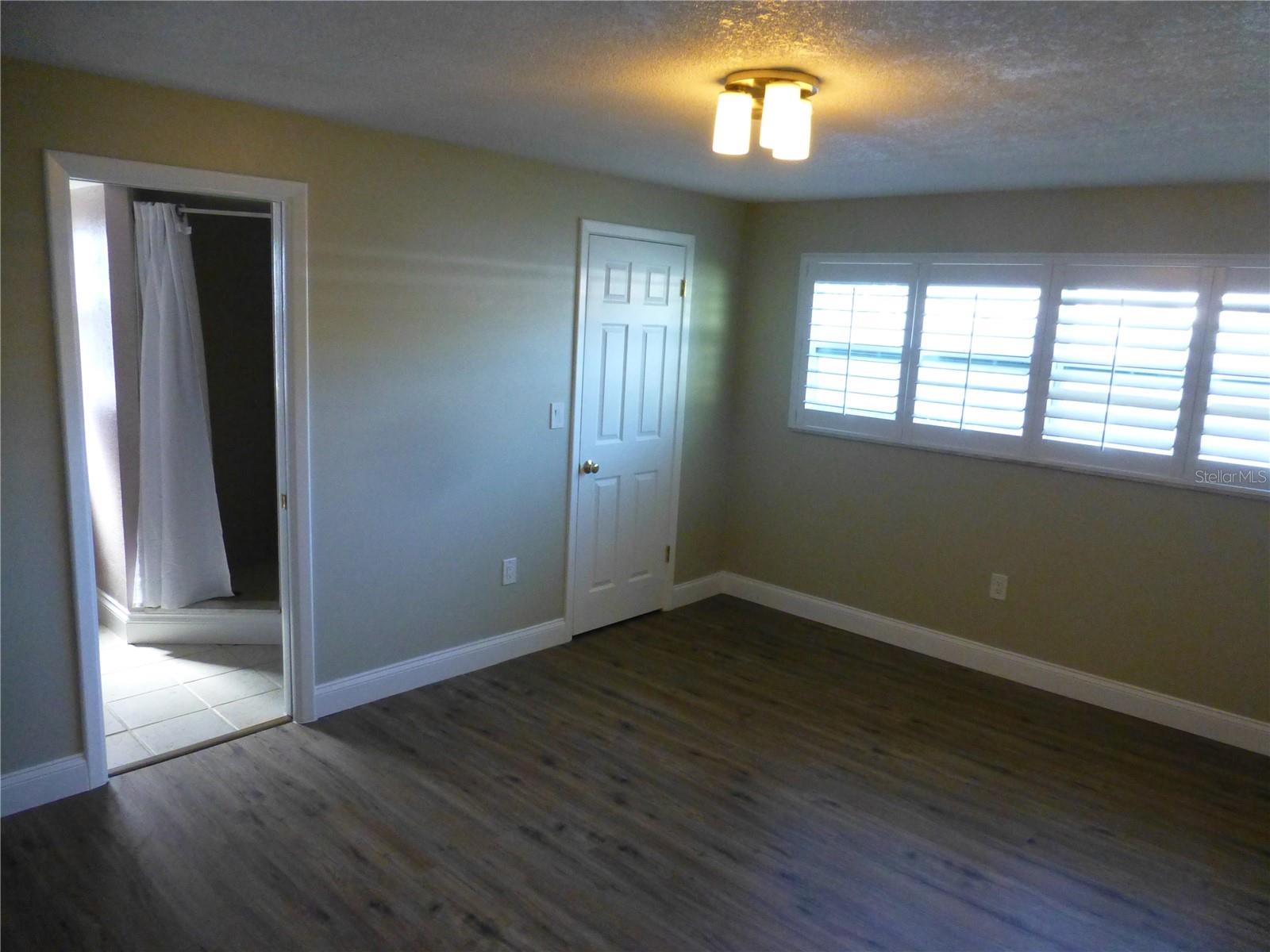 DUNEDIN MANOR SUB - Residential Lease