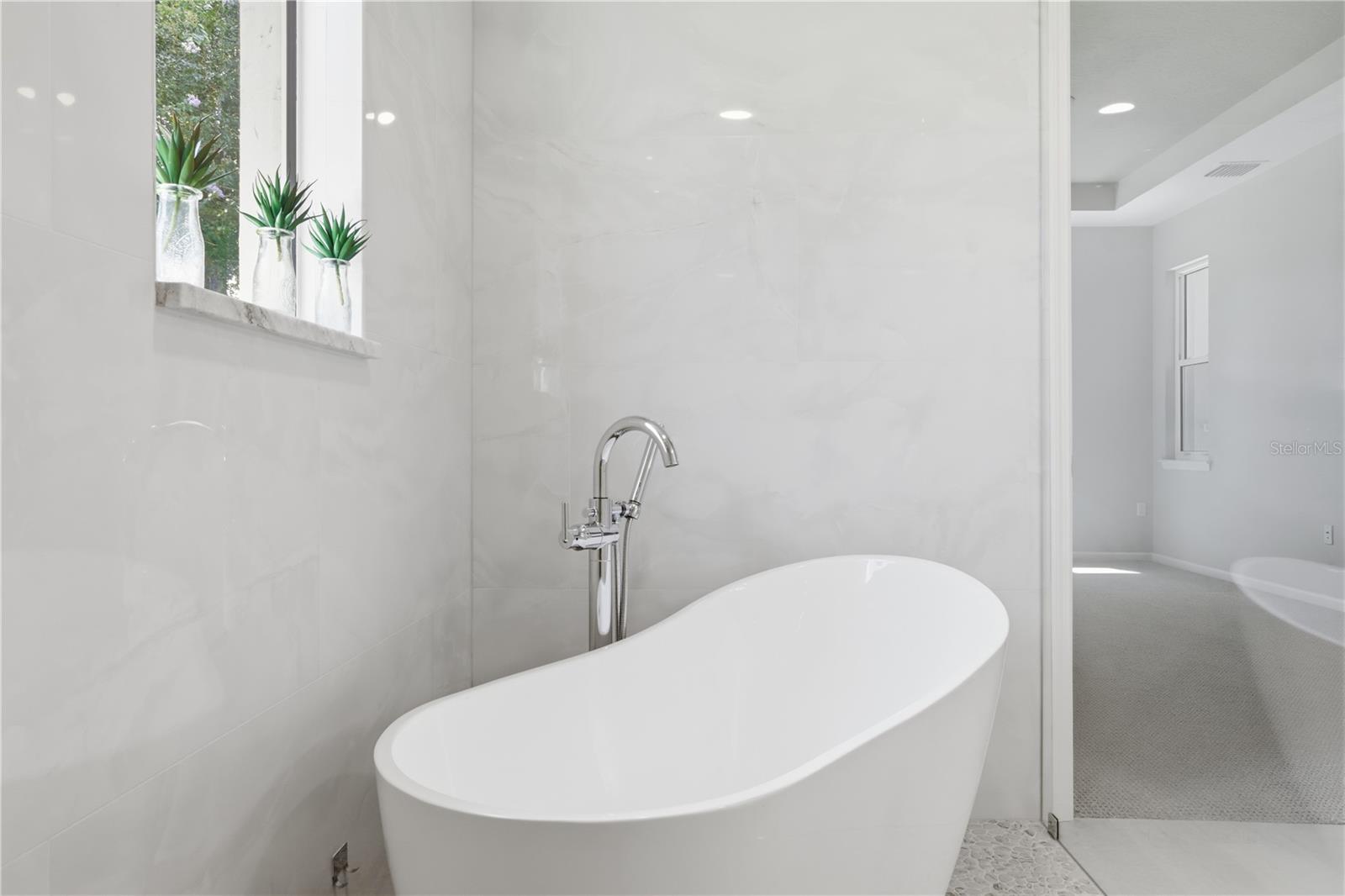 VICTORIA HILLS - Residential