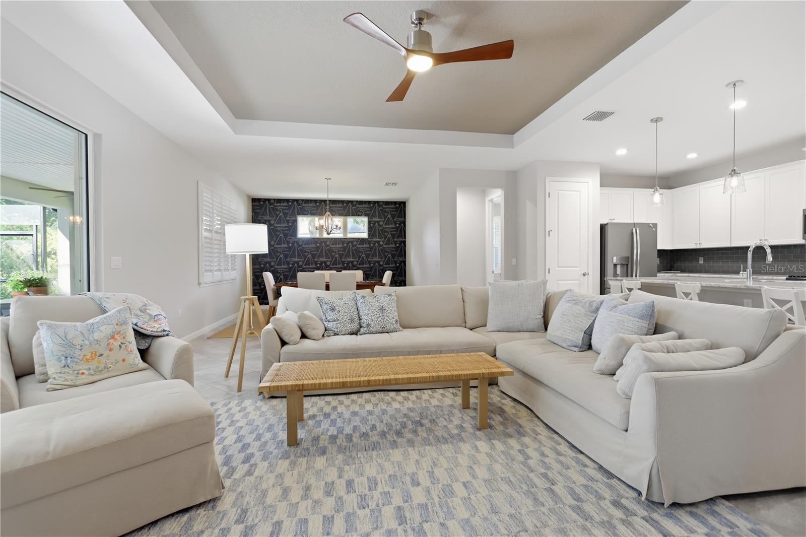 VICTORIA HILLS - Residential