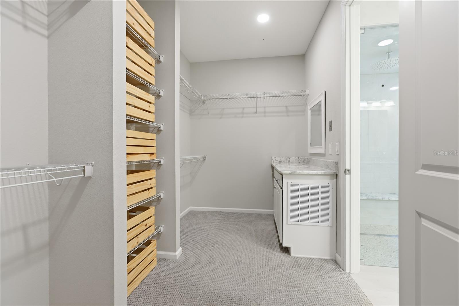 VICTORIA HILLS - Residential