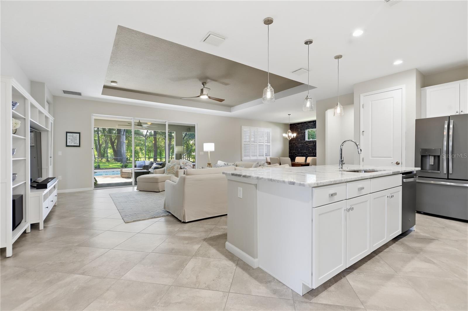 VICTORIA HILLS - Residential
