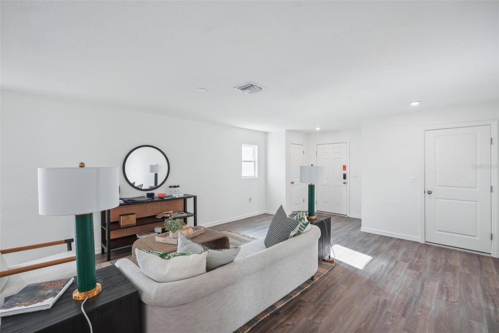 EAGLE HAMMOCK - Residential