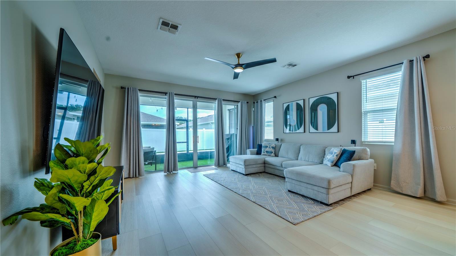 MATTIE POINTE - Residential