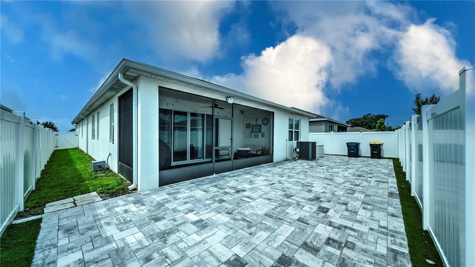 MATTIE POINTE - Residential