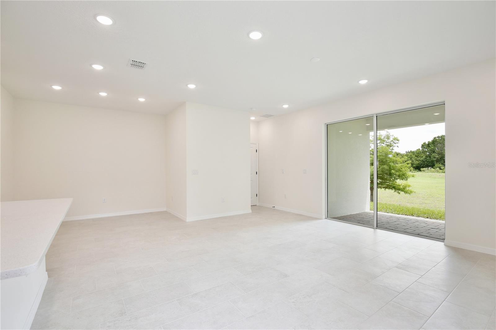 GROVELAND SUNRISE RIDGE - Residential