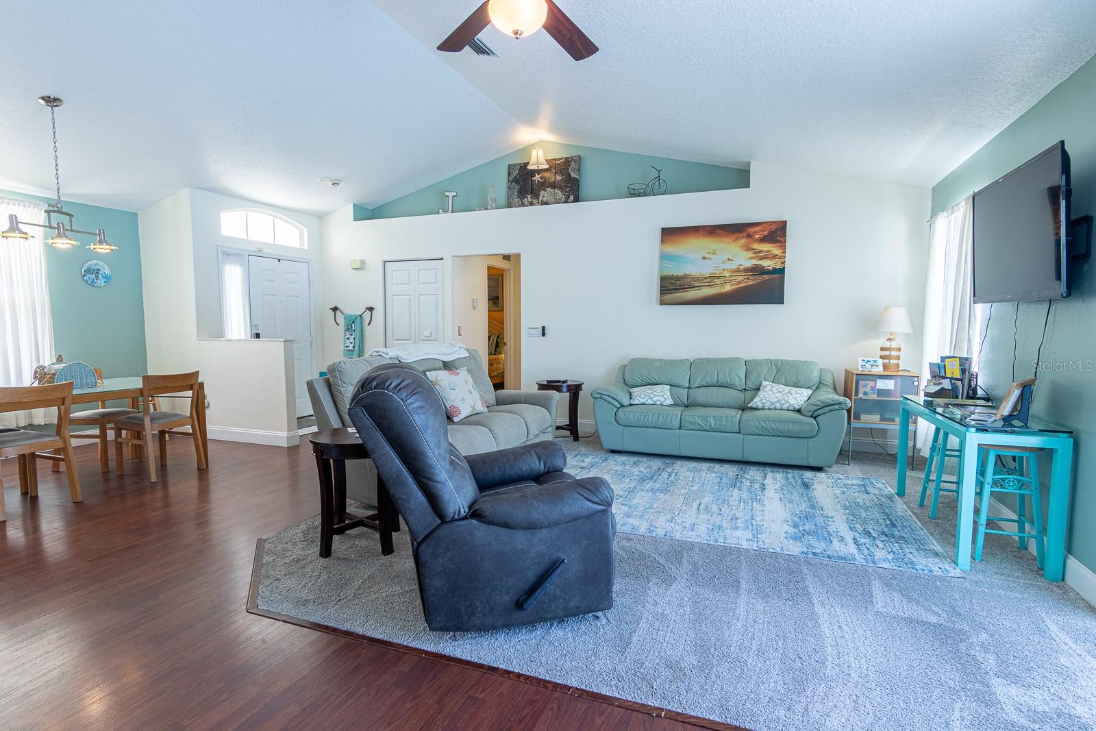 SARABAY WOODS - Residential