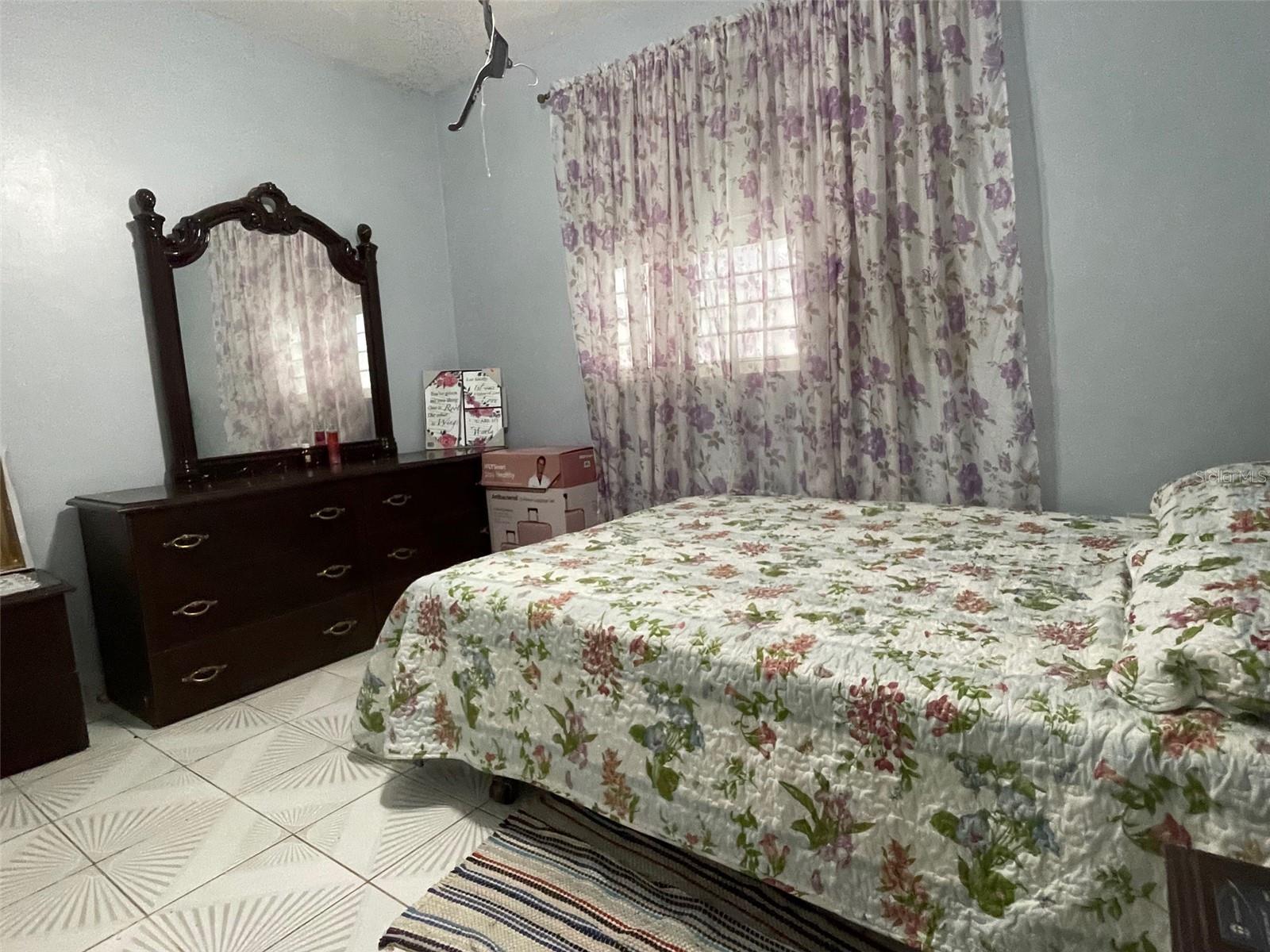 CANIACO WARD SECTOR VENDREL - Residential
