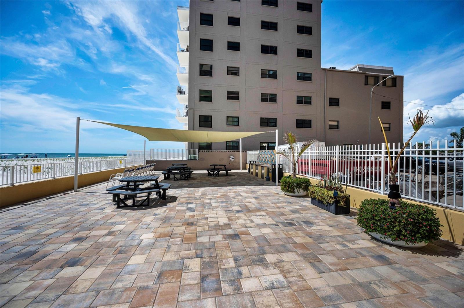 HOLIDAY VILLAS 3 - Residential