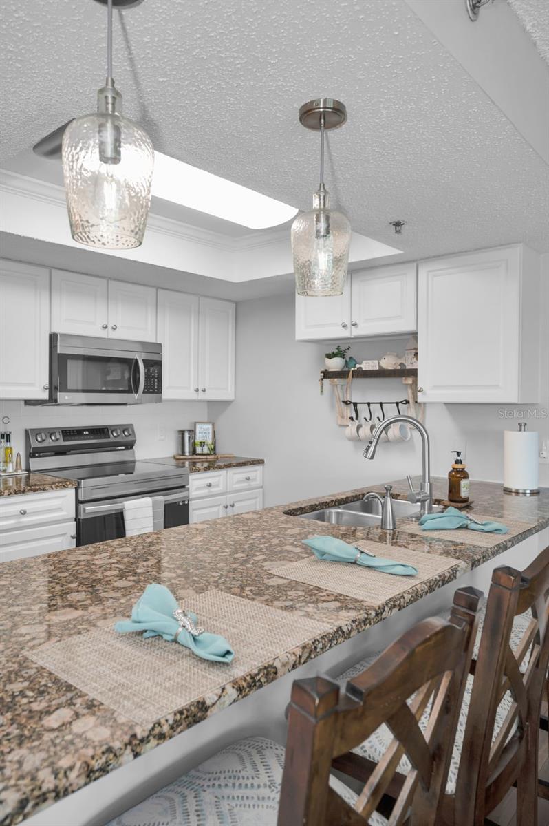 HOLIDAY VILLAS 3 - Residential