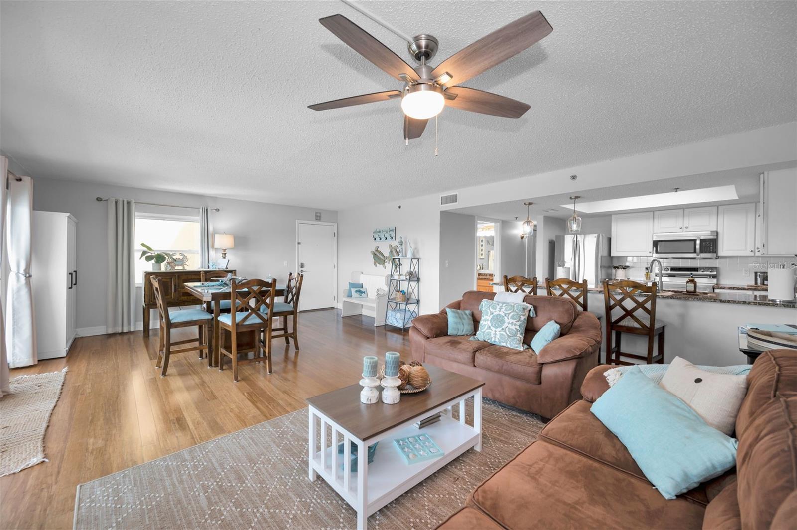 HOLIDAY VILLAS 3 - Residential