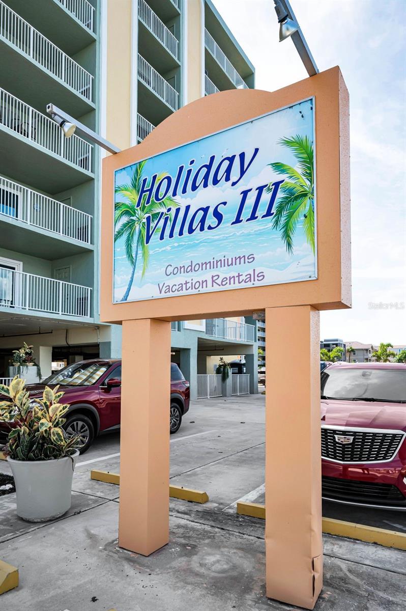 HOLIDAY VILLAS 3 - Residential