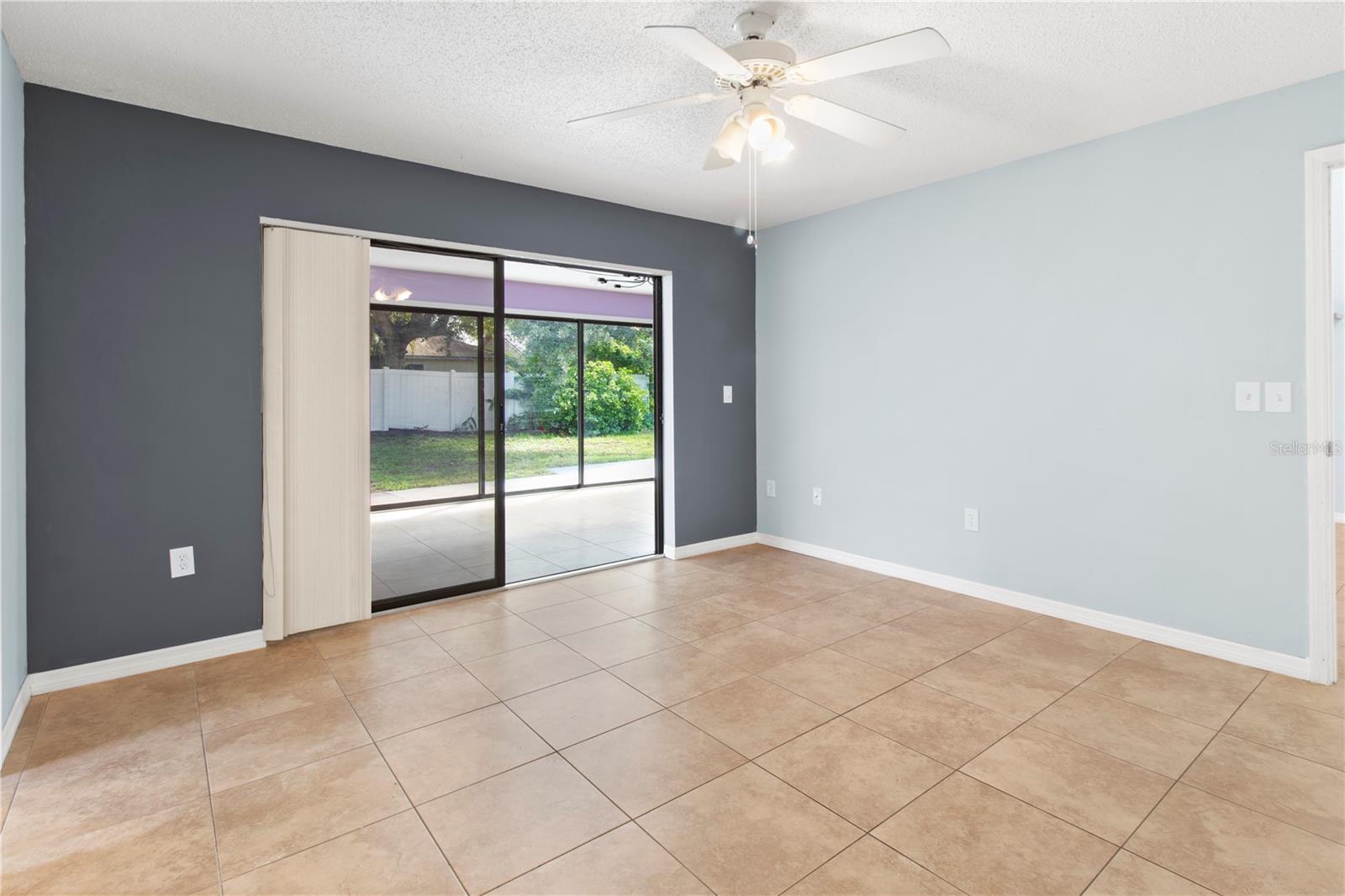 LAKE SARASOTA - Residential