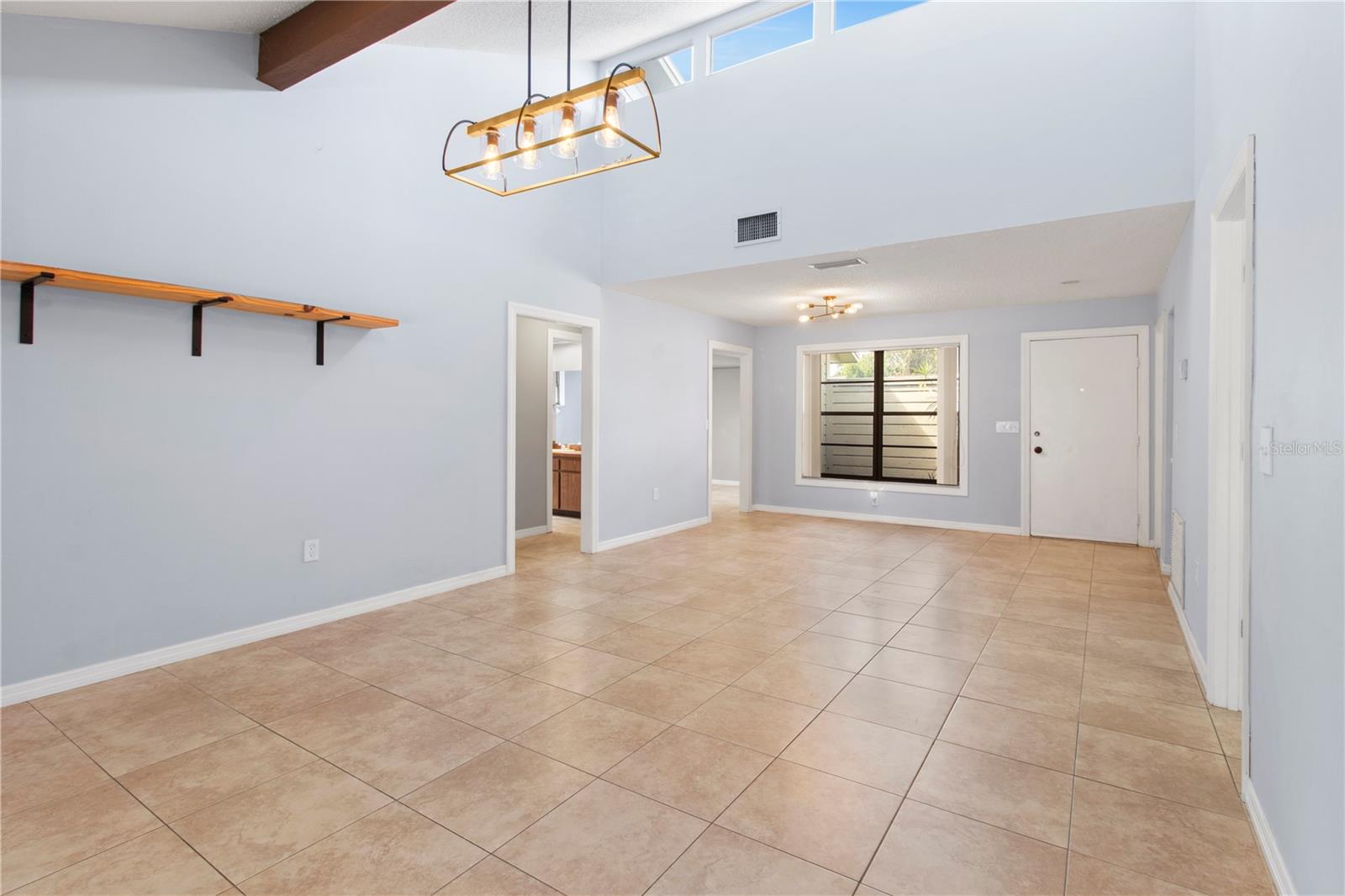 LAKE SARASOTA - Residential