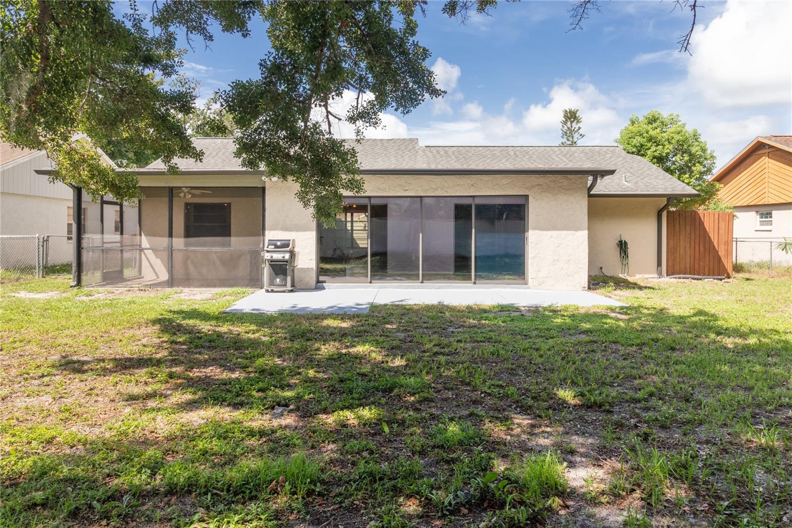 LAKE SARASOTA - Residential