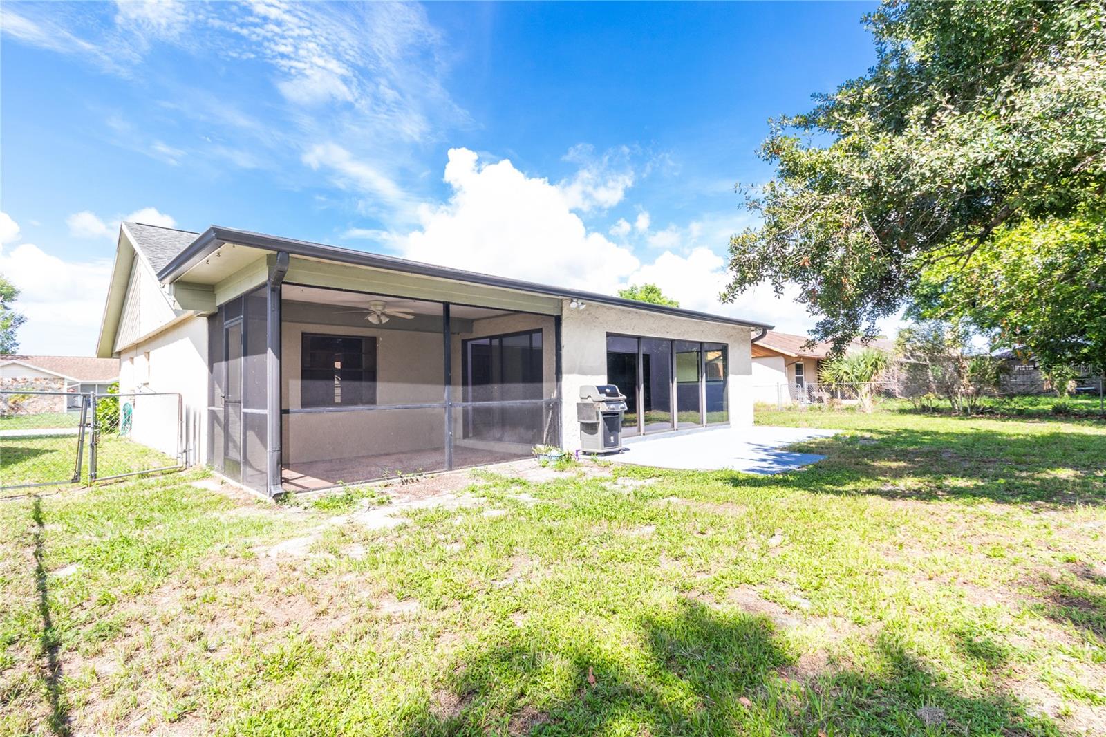 LAKE SARASOTA - Residential