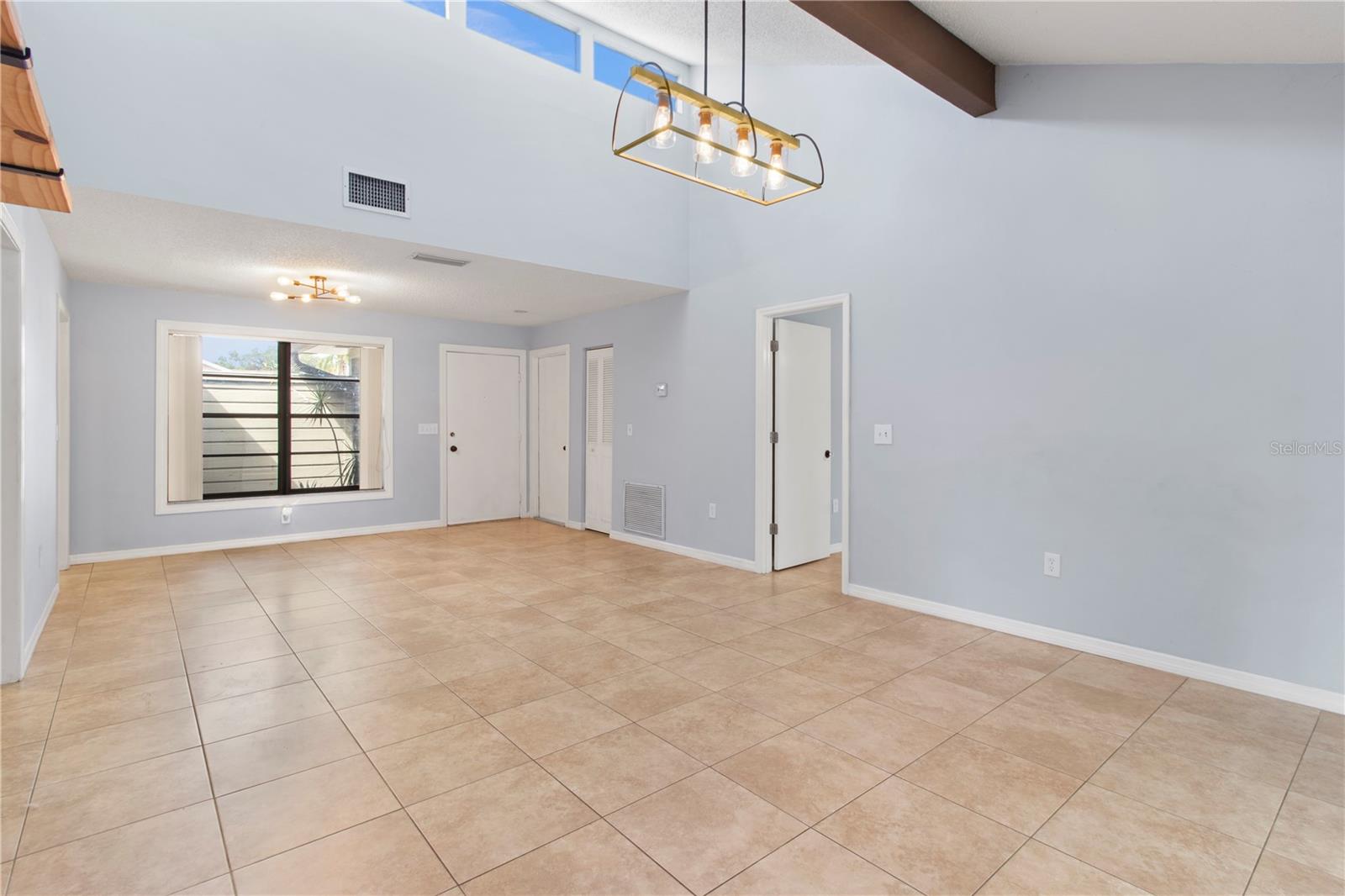 LAKE SARASOTA - Residential