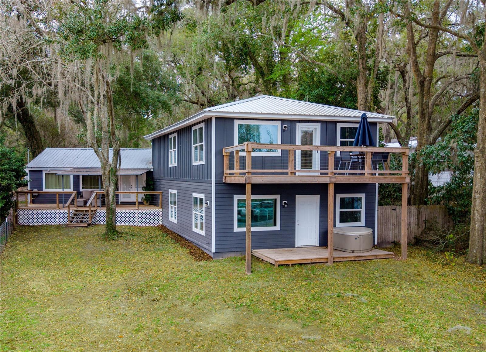 LAKEVIEW HLNDS - Residential