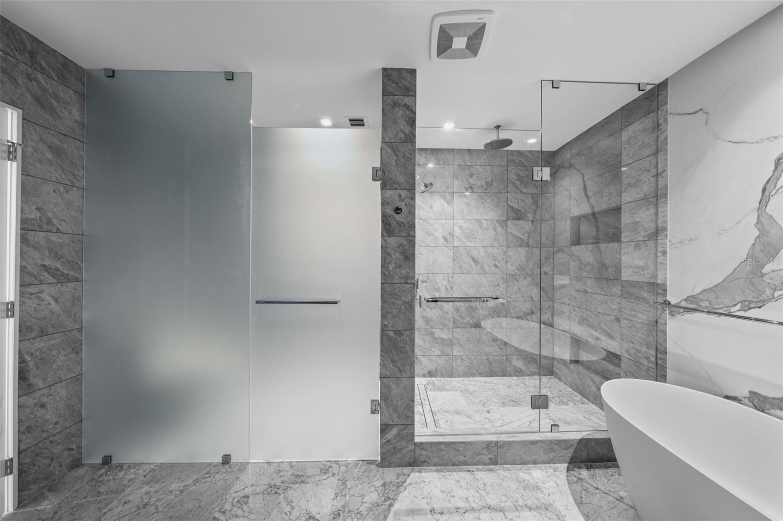RITZ CARLTON RESIDENCES 2002 - Residential