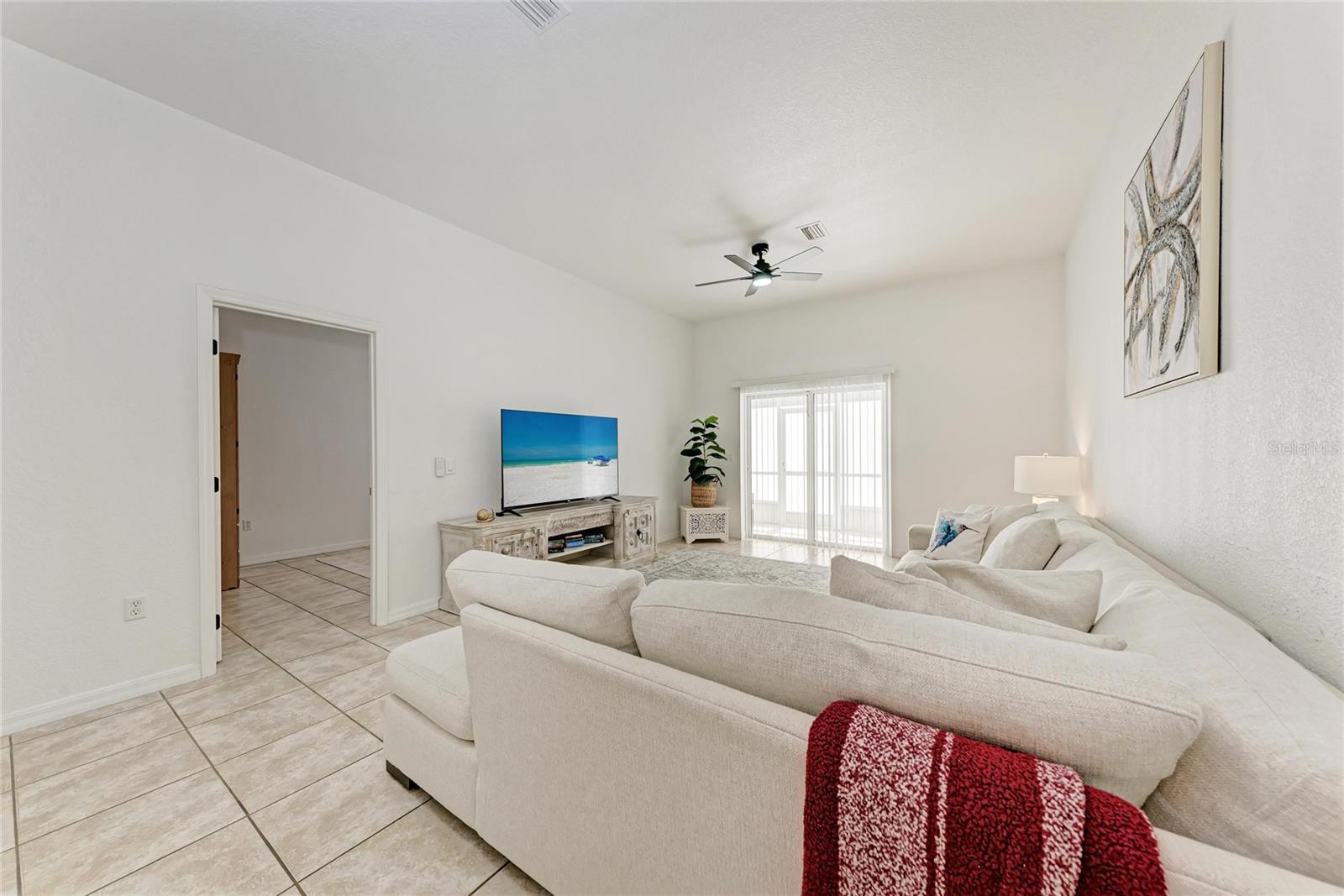 WARM MINERAL SPRINGS UNIT 81 - Residential Income