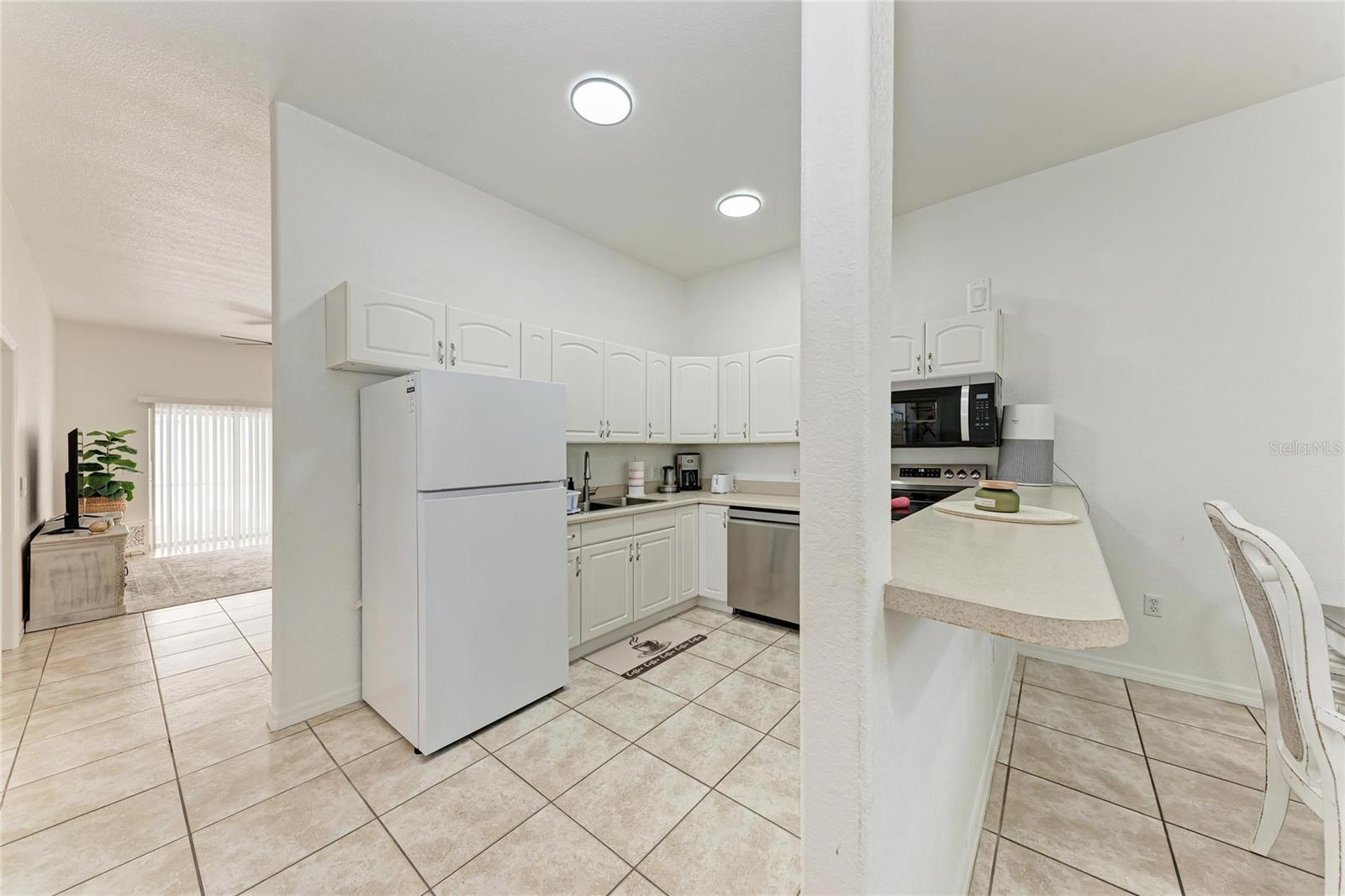 WARM MINERAL SPRINGS UNIT 81 - Residential Income