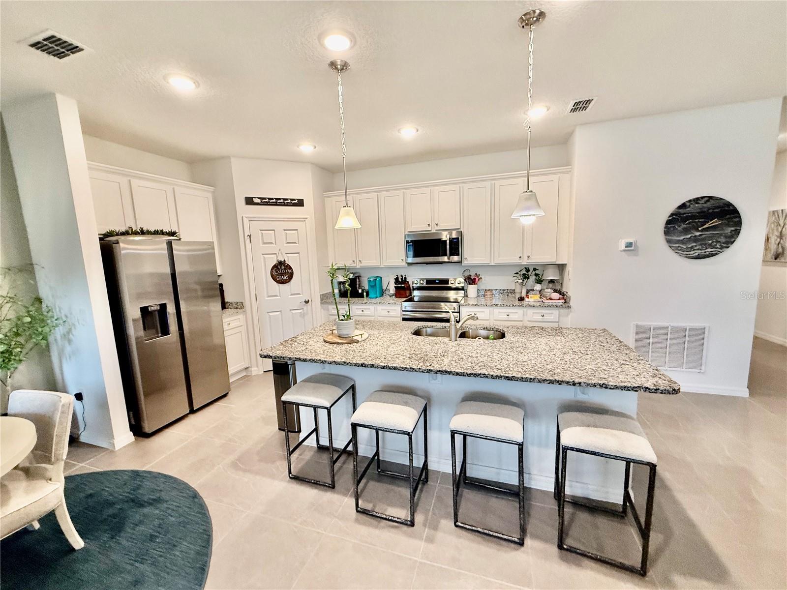 MAYHILL - Residential