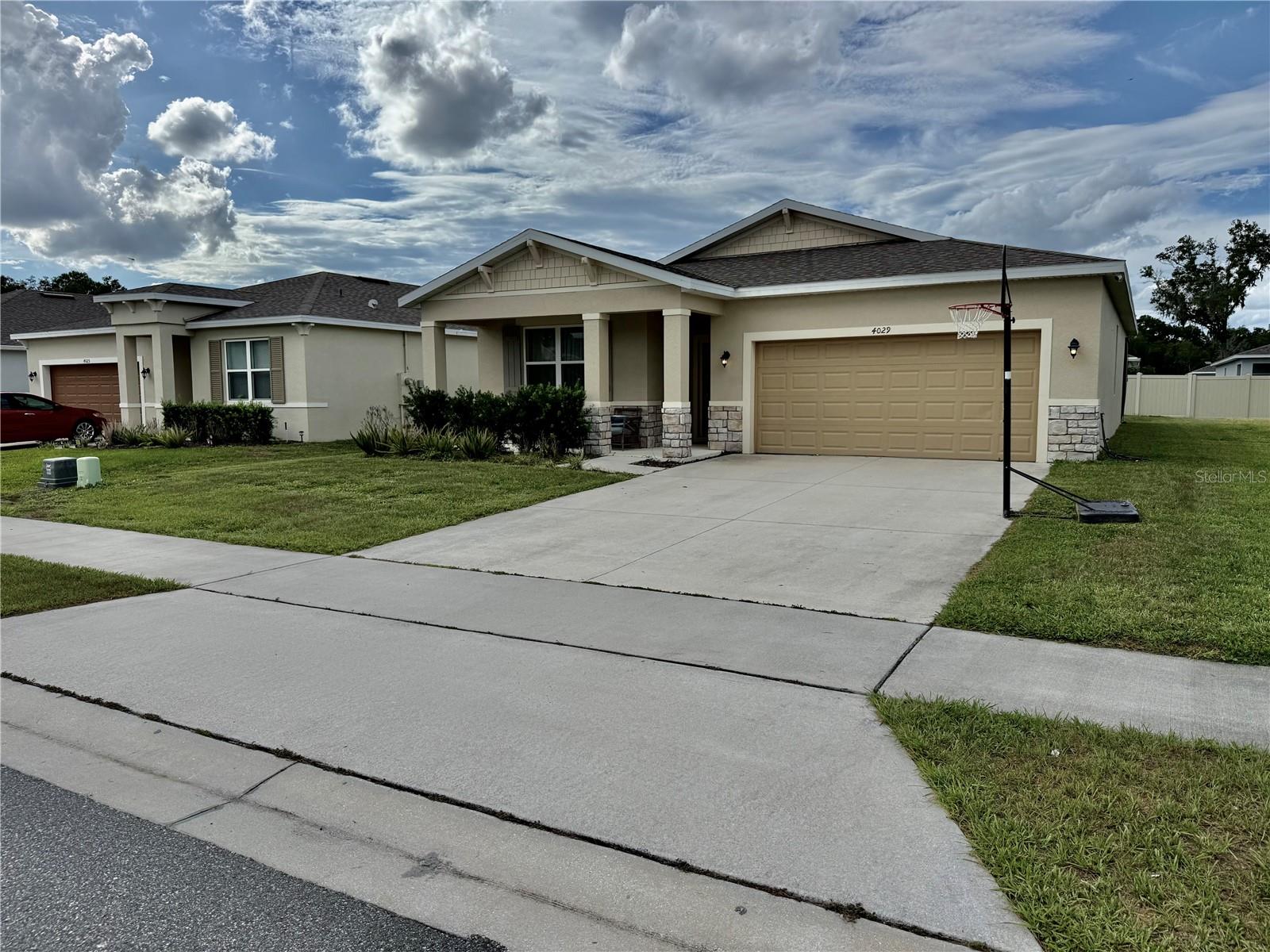 MAYHILL - Residential
