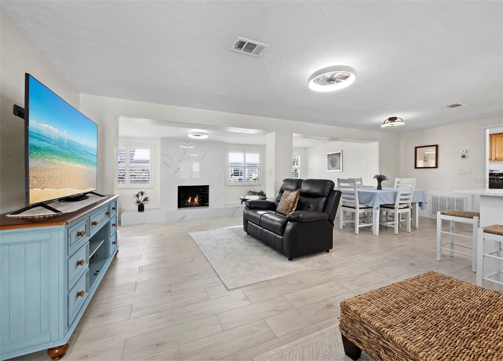 LONGBOAT KEY - Residential