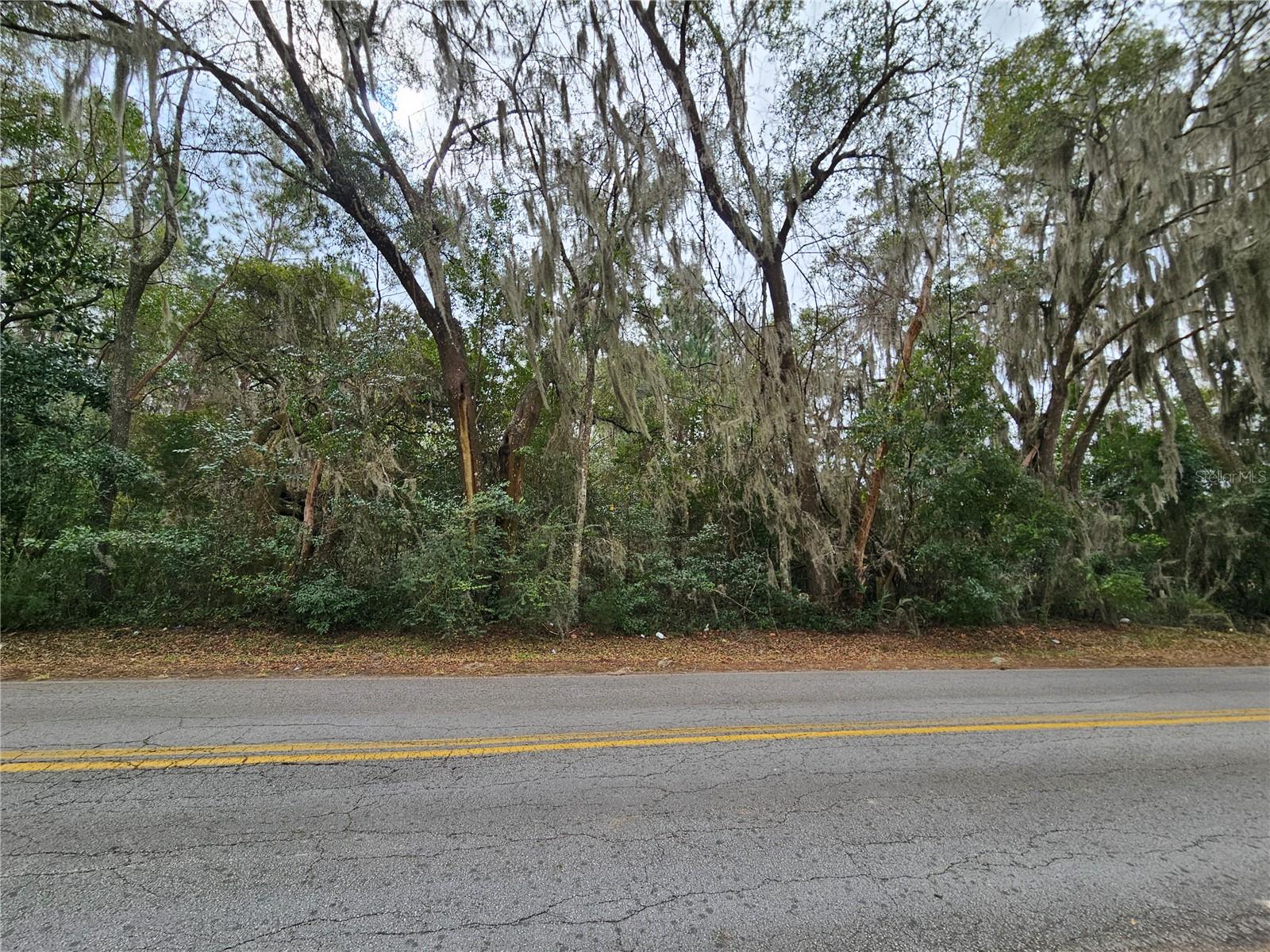 HILLCREST UNIT 1 - Land