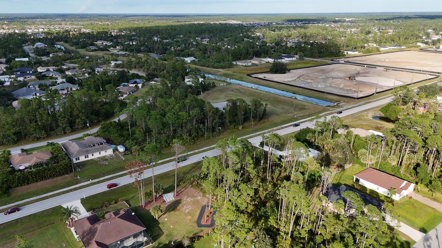PORT CHARLOTTE SUB 33 - Land