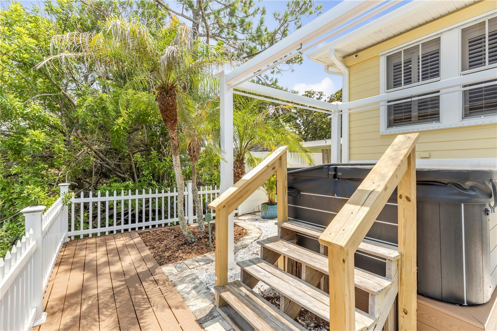 DETWILERS ADD 01 NEW SMYRNA BCH - Residential