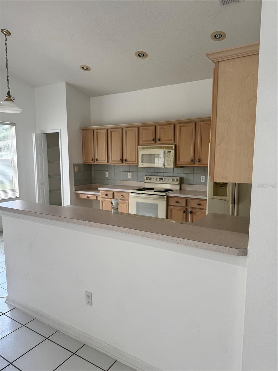 REMINGTON PH 1 TRACT F - Residential Lease