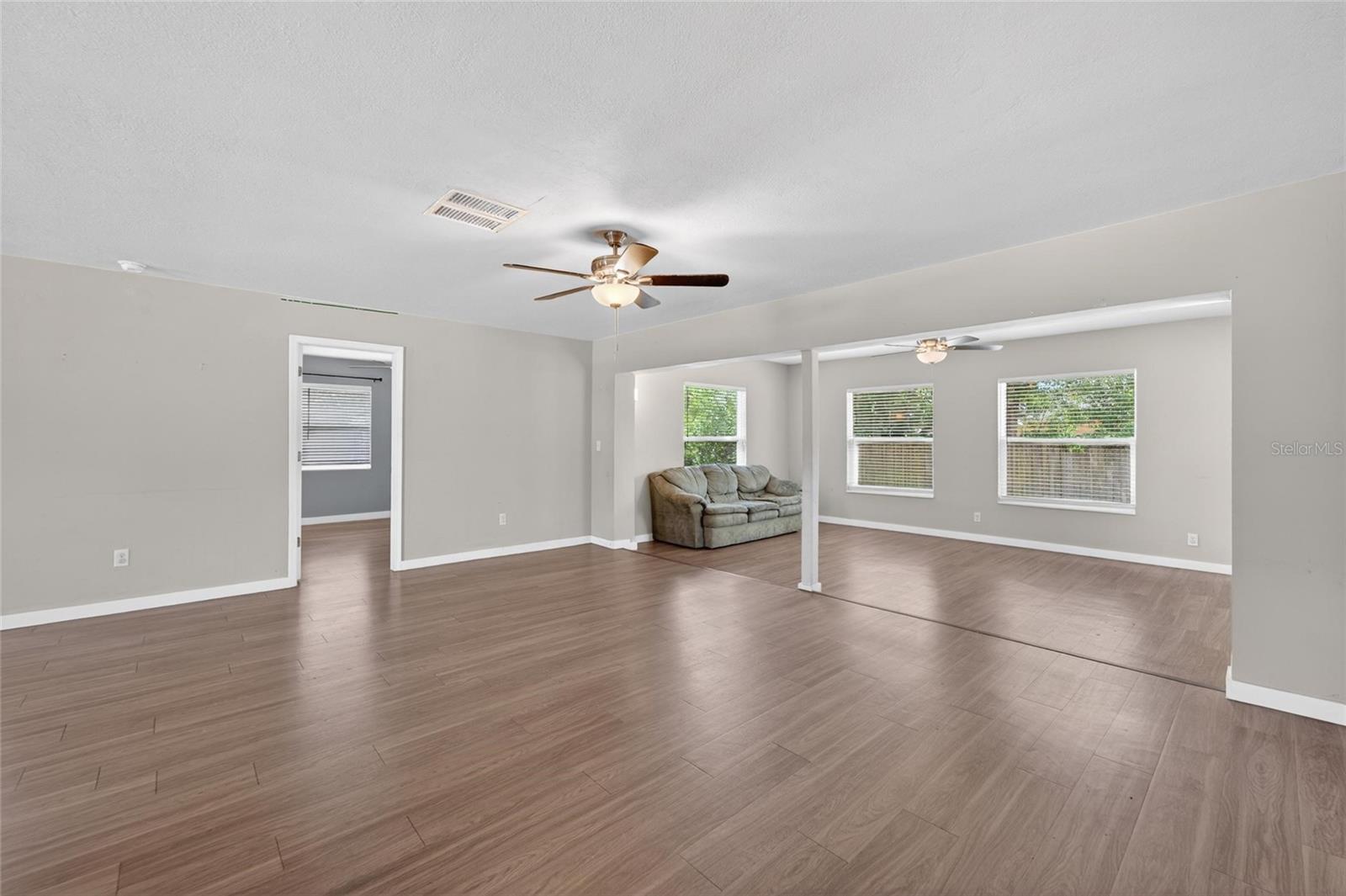 SPRING HILL - Residential