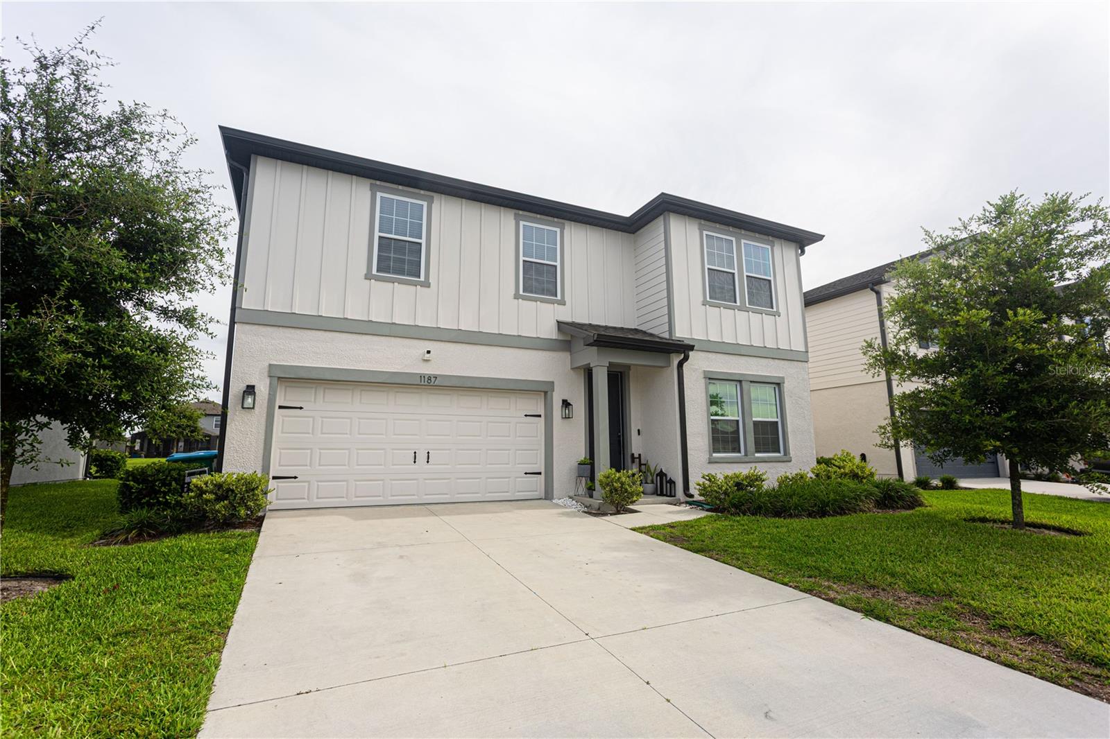 HAMPTON OAKS - Residential