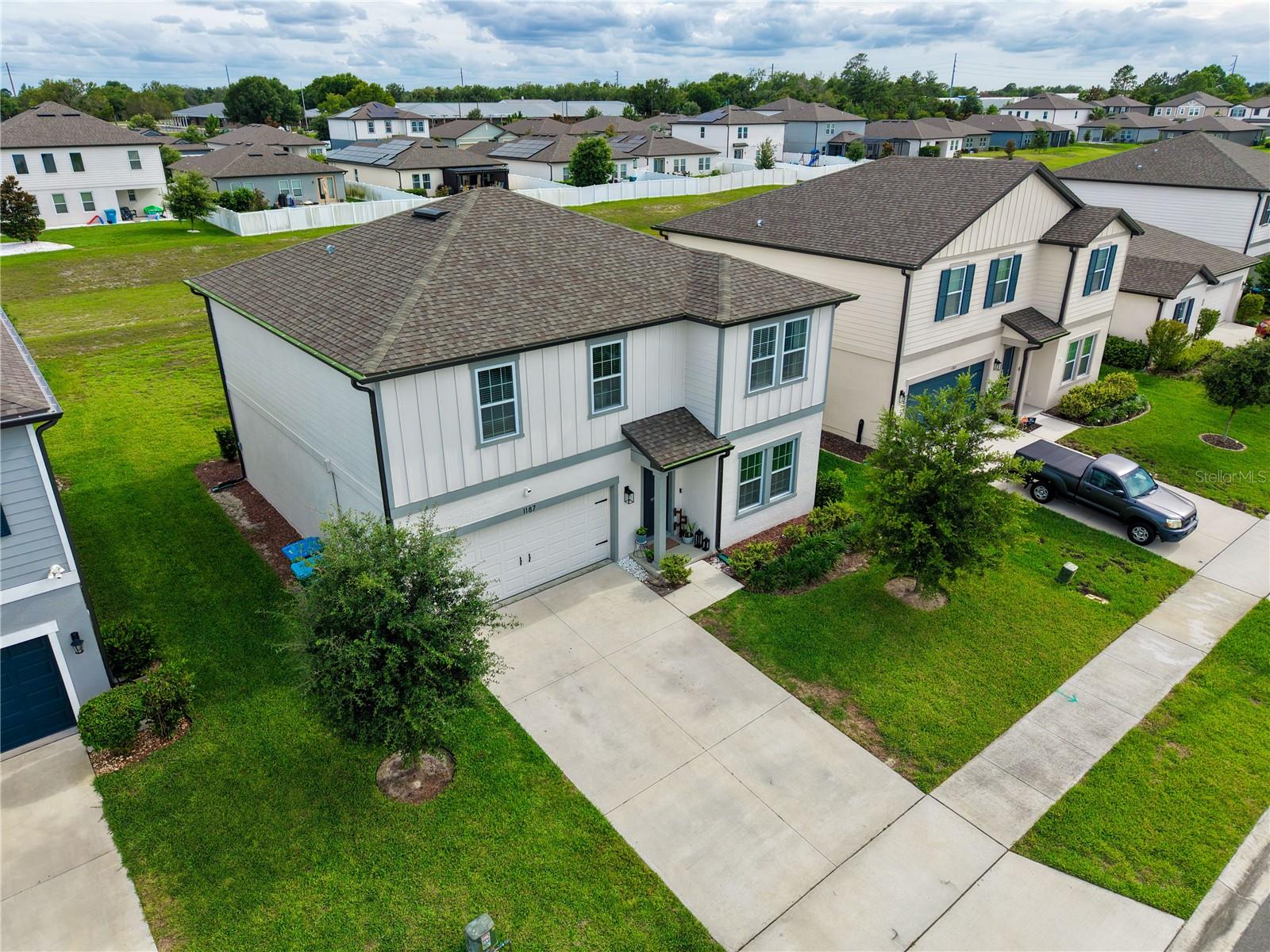 HAMPTON OAKS - Residential