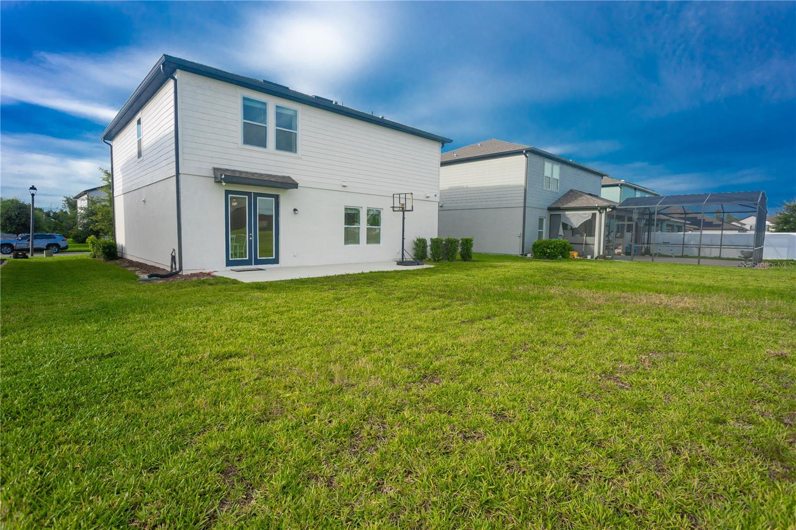 HAMPTON OAKS - Residential