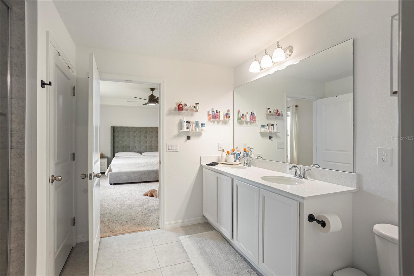 HAMPTON OAKS - Residential