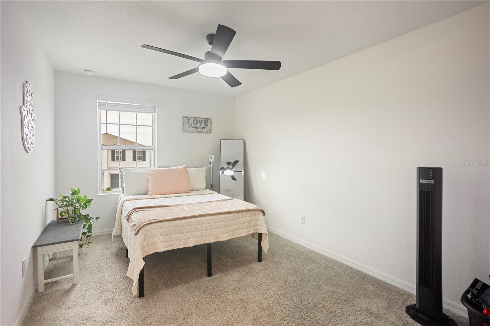 HAMPTON OAKS - Residential