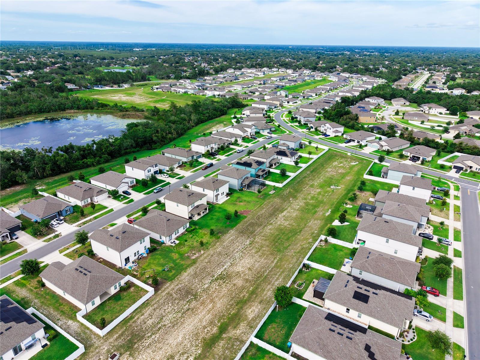 HAMPTON OAKS - Residential