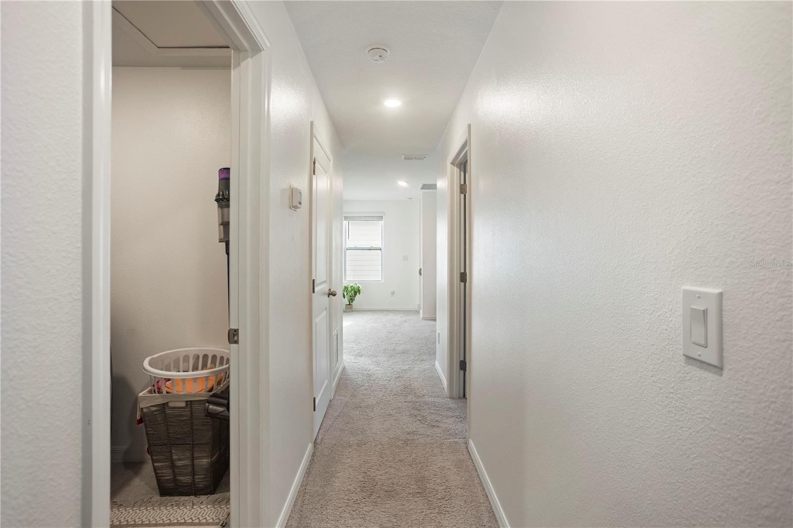 HAMPTON OAKS - Residential