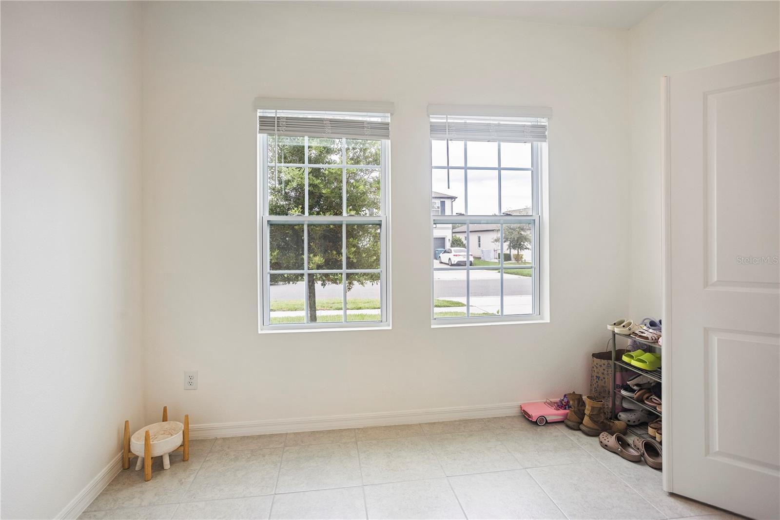 HAMPTON OAKS - Residential