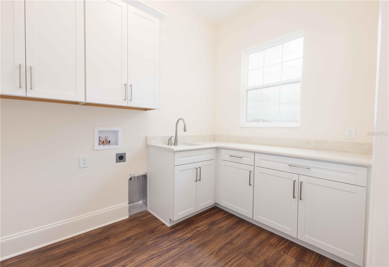 OXFORD LANDINGS - Residential